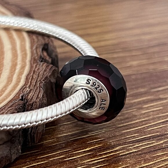 Pandora Red Fascination Faceted Murano Glass Charms - Picture 4 of 5